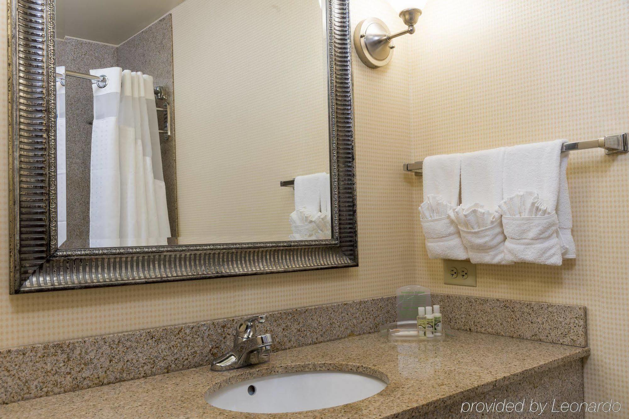 Holiday Inn Aurora North - Naperville By Ihg Εξωτερικό φωτογραφία