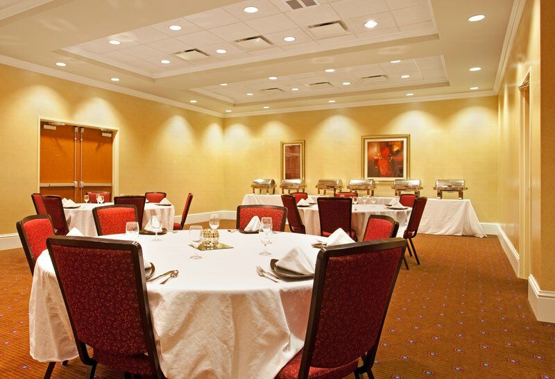Holiday Inn Aurora North - Naperville By Ihg Εξωτερικό φωτογραφία